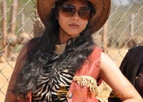 Love Life Movie Latest Photos photo 9