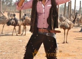 Love Life Movie Latest Photos photo 29