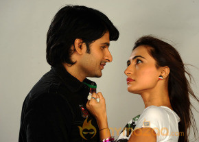 Love Touch Movie Latest Gallery photo 5