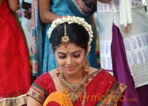 Love You Bangaram Movie First Look Photos photo 2