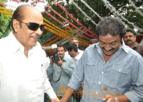 Lovers Movie Launch Photos photo 12
