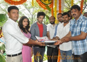 Lovers Movie Launch Photos photo 29
