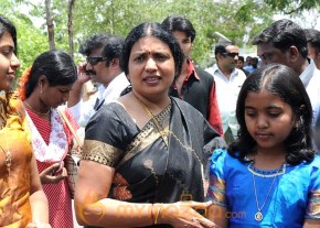 Maa Annayya Bangaram  photo 9