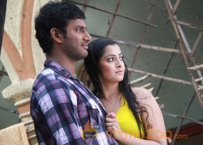 Madha Gaja Raja Movie Latest Photos photo 26