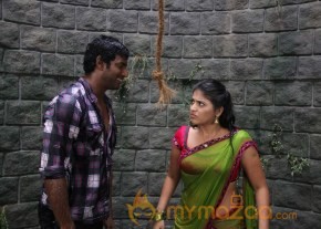 Madha Gaja Raja Movie Latest Photos photo 30