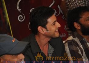 Mahesh babu at SVSC Press Meet Vijayawada  photo 8