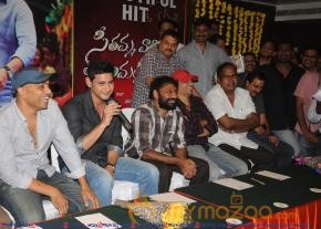 Mahesh babu at SVSC Press Meet Vijayawada  photo 38