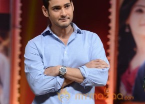Mahesh Babu At SVSC Triple Platinum Disc Function   photo 9