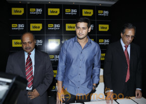 Mahesh Babu Launch Idea Smart Phone  photo 12