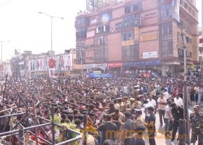 Mahesh Babu Launch Jos Alukkas Show Room  photo 39