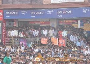 Mahesh Babu Launch Jos Alukkas Show Room  photo 42