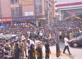 Mahesh Babu Launch Jos Alukkas Show Room  photo 21