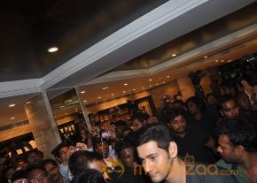 Mahesh Babu Launch Jos Alukkas Show Room  photo 11