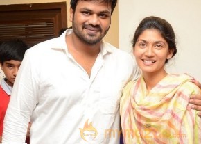 Manchu Mohan Babu Family @ Hotel Junior Kuppanna Release Stills photo 8