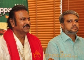 Manchu Mohan Babu Family @ Hotel Junior Kuppanna Release Stills photo 23