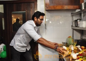 Manchu Mohan Babu Family @ Hotel Junior Kuppanna Release Stills photo 24
