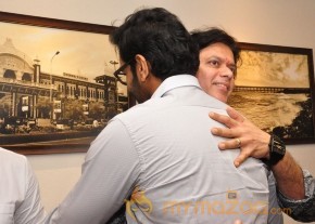Manchu Mohan Babu Family @ Hotel Junior Kuppanna Release Stills photo 37