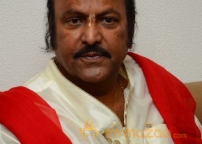 Manchu Mohan Babu Family @ Hotel Junior Kuppanna Release Stills photo 50