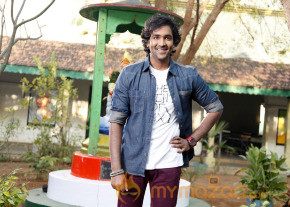 Manchu Vishnu New Movie Launch Stills photo 4