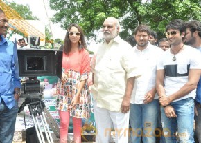 Mayadari malligadu Movie Launch Photos photo 20