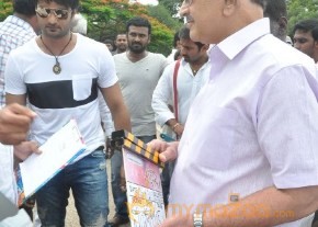 Mayadari malligadu Movie Launch Photos photo 5