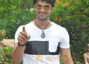Mayadari malligadu Movie Launch Photos photo 63