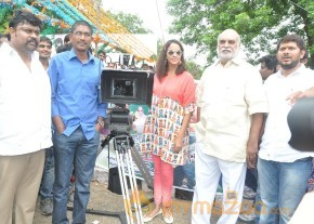 Mayadari malligadu Movie Launch Photos photo 18