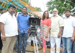 Mayadari malligadu Movie Launch Photos photo 26