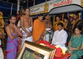 Megastar Chiranjeevi At Film nagar Temple Photos photo 28