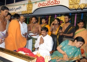Megastar Chiranjeevi At Film nagar Temple Photos photo 51