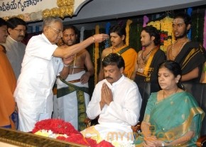 Megastar Chiranjeevi At Film nagar Temple Photos photo 3
