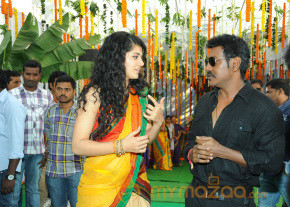 Muni 3 Movie Launch Photos photo 31