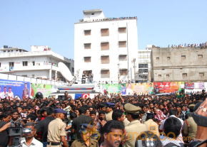 Naayak Movie Team At Success Tour   photo 10