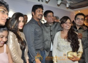 Nagarjuna and Madhurima Launch Home Mart photo 70
