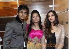Nagarjuna and Madhurima Launch Home Mart photo 65
