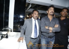 Nagarjuna and Madhurima Launch Home Mart photo 88