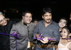Nagarjuna and Madhurima Launch Home Mart photo 14