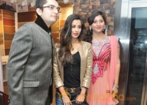 Nagarjuna and Madhurima Launch Home Mart photo 42