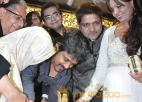Nagarjuna and Madhurima Launch Home Mart photo 8