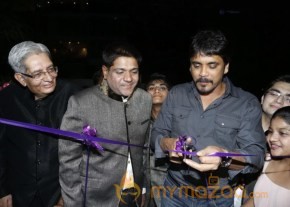 Nagarjuna and Madhurima Launch Home Mart photo 44