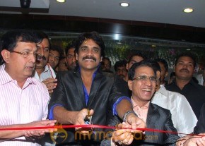 Nagarjuna launches Kalyan Jewellers at Hyderabad photo 9