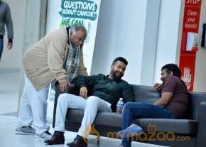 Nannaku Prematho Movie Working Stills photo 2
