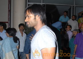 Nayak Premier Show Photos  photo 7
