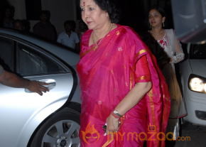 Nayak Premier Show Photos  photo 4