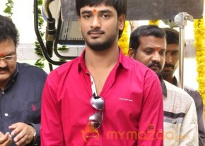 O Manasa Evarikosam Movie Launch Photos photo 33