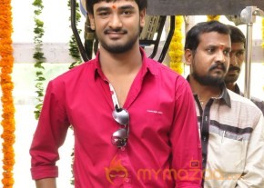 O Manasa Evarikosam Movie Launch Photos photo 6