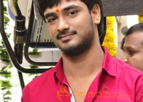O Manasa Evarikosam Movie Launch Photos photo 35
