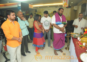 Paanipoori Movie Opening Stills photo 23