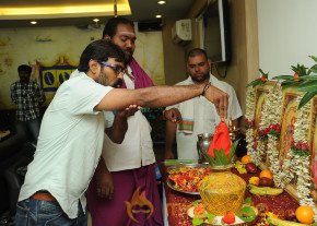Paanipoori Movie Opening Stills photo 29