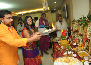 Paanipoori Movie Opening Stills photo 2